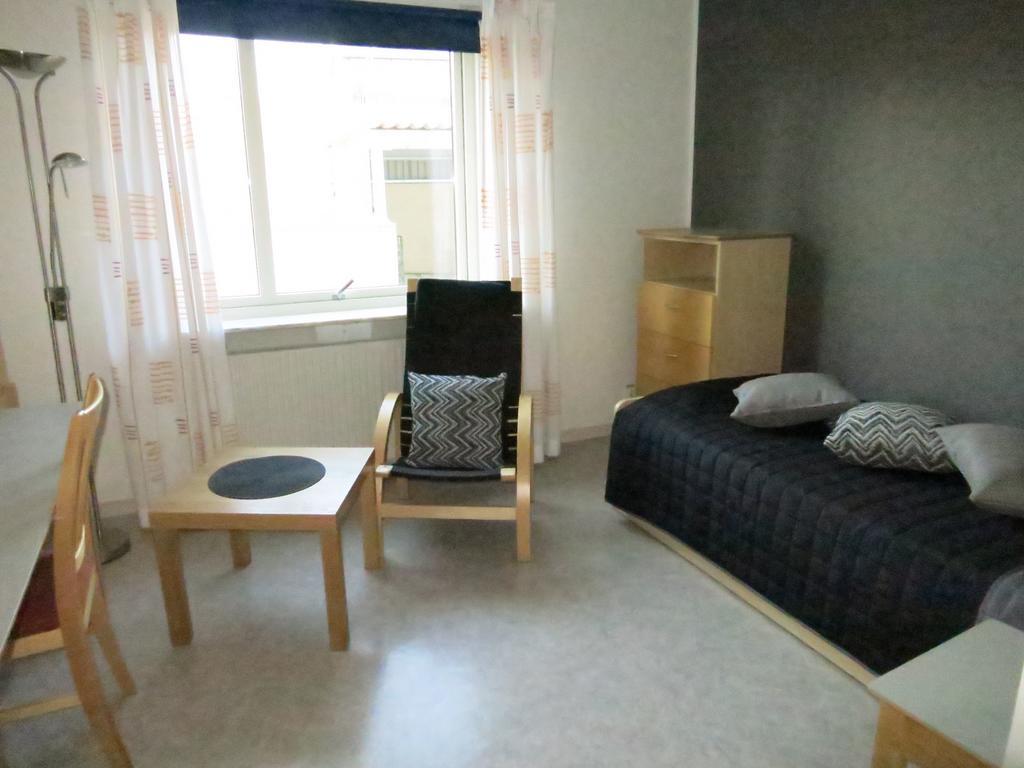 Vaernamo Folkhoegskolas Vandrarhem Oda fotoğraf